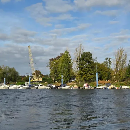 Moderne 3-zimmer-ferienwohnung Direkt Am Saaleradwanderweg Apartament Halle (Saale)