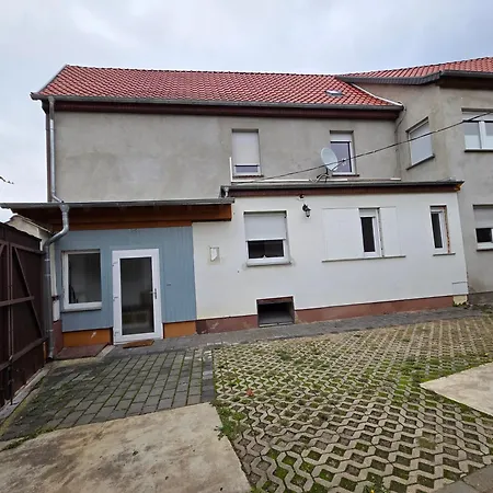 Daire Moderne 3-zimmer-ferienwohnung Direkt Am Saaleradwanderweg