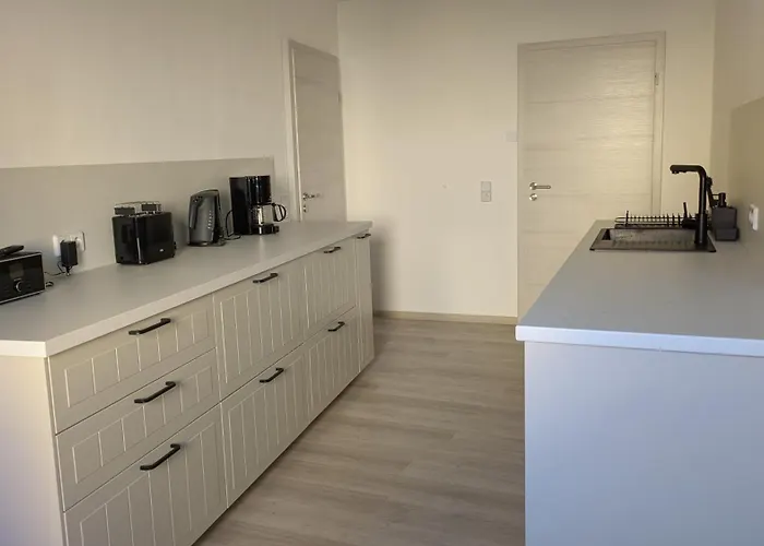 Moderne 3-zimmer-ferienwohnung Direkt Am Saaleradwanderweg * ハレ