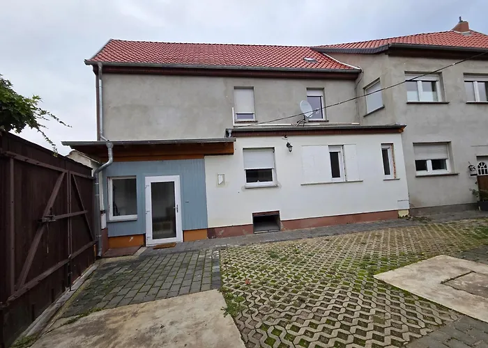 Daire Moderne 3-zimmer-ferienwohnung Direkt Am Saaleradwanderweg