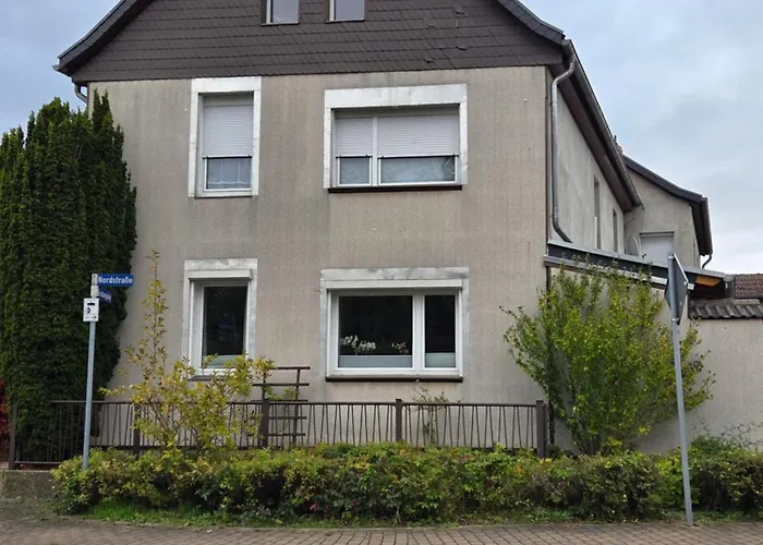 Moderne 3-zimmer-ferienwohnung Direkt Am Saaleradwanderweg アパート